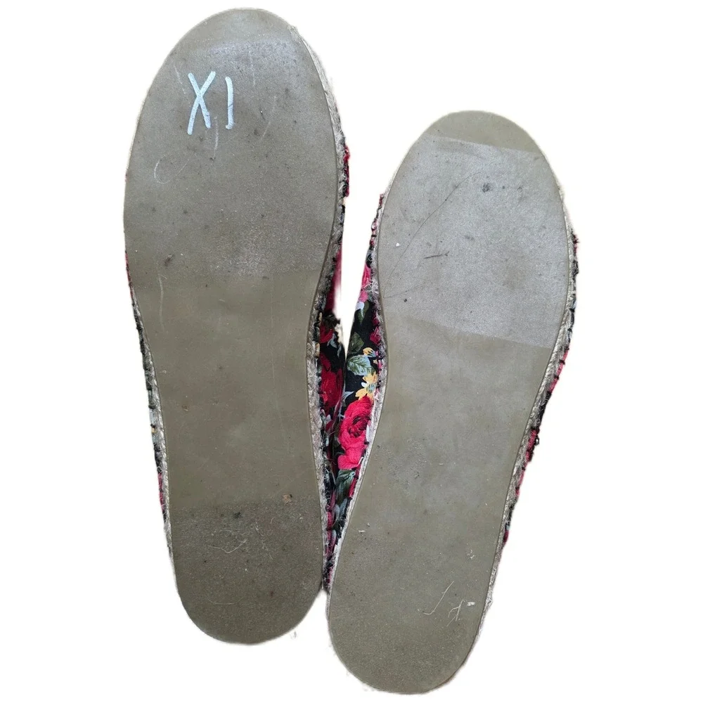 Yellow Box‎ Floral Espadrille Sneakers Women's Size 8.5 Red With Rhinestones